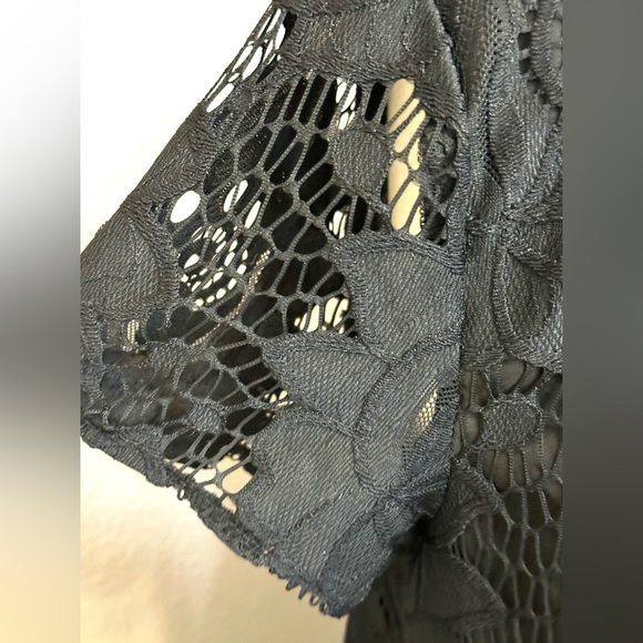 CeCe Women's Black Lace Dress Size 10” Fully Lined Short Sleeve - Picture 3 of 10